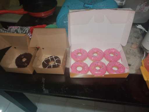 C.Ola Donuts 3