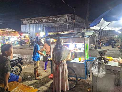 Sate Ayam Tower 4