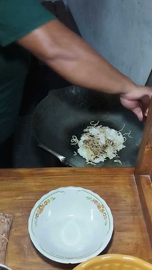 Soto Ayam Cemara Wangi 1