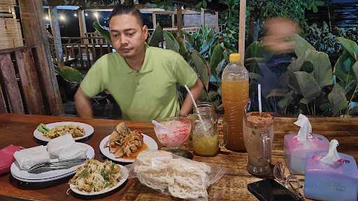 Warung Apung Rahmawati Menganti 3