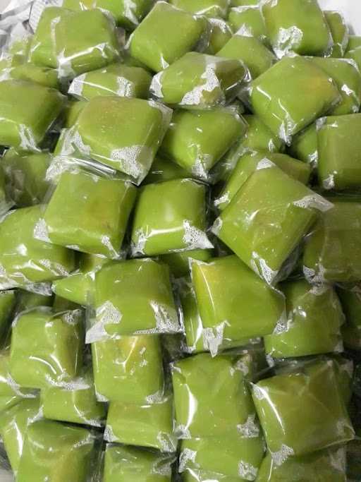 Lemper Ayam Sari 1