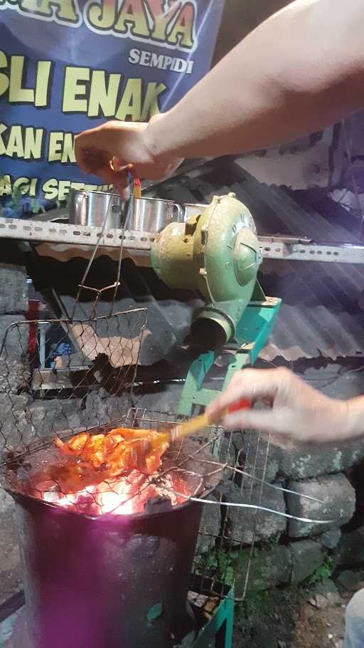 Bukan Ayam Bakar Biasa 7