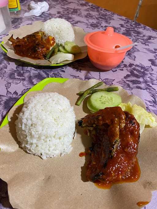 Bukan Ayam Bakar Biasa 4