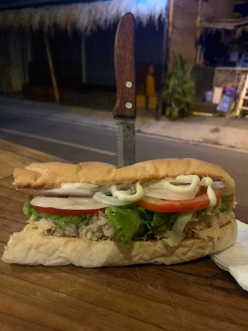 Get Roasted Sandwich Bar Canggu 4