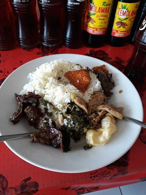 Nasi Babi Guling Men Alit 8