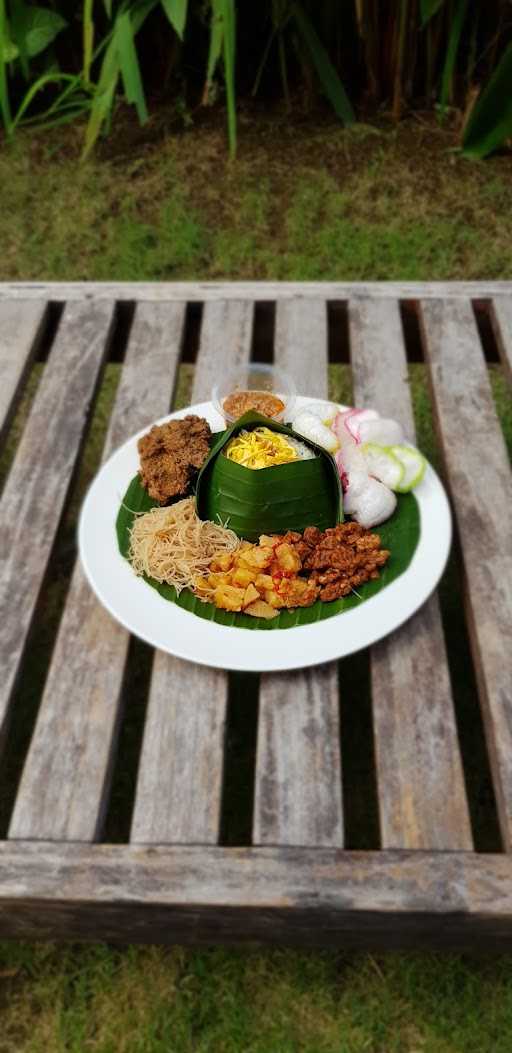 Nasi Uduk Ronggur 10