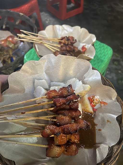 Sate Babi Street Food Warenda 3