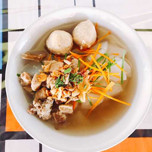 Warung Bakso Babi Tuka 5