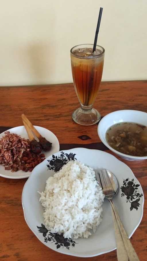 Warung Lawar Soto Emon 1