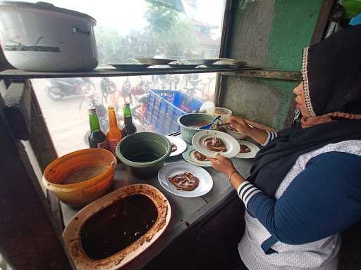 Warung Muslim Sate Madura 1