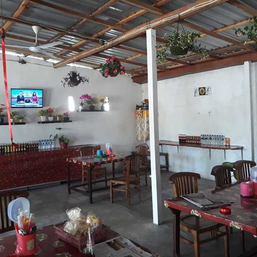 Warung Nasi Sempidi 6