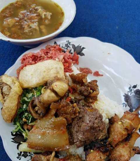 Warung Pojok Pak Riski (Nasi Lawar + Soto) 3