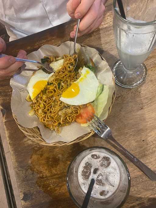 Warung Sika 5