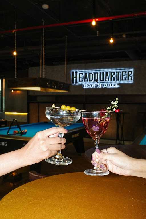 Headquarter Bar & Pool 7