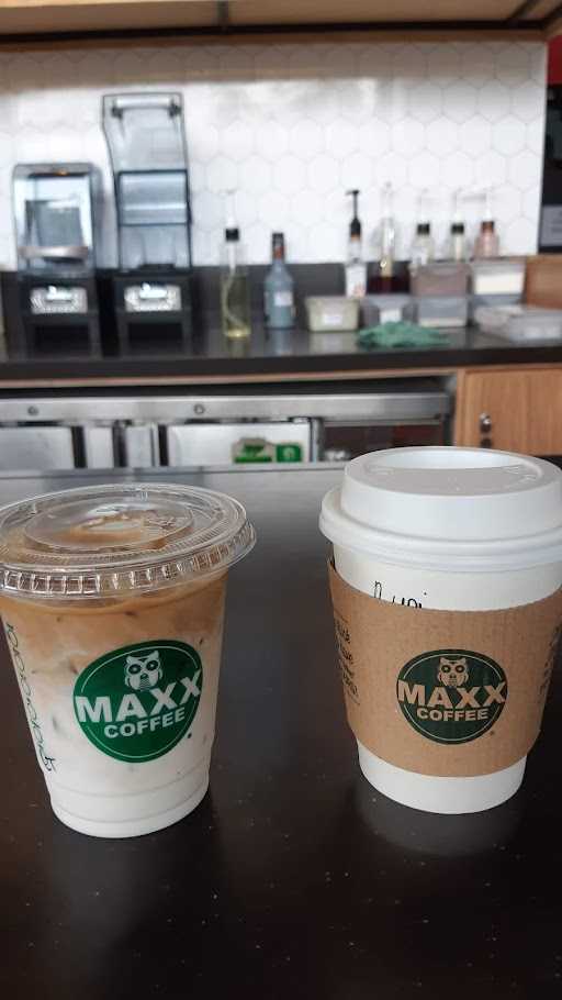 Maxx Coffee - Menara Multimedia 6