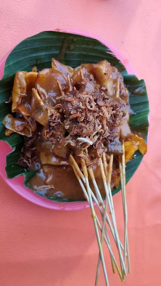 Sate Padang Goyang Lidah 4