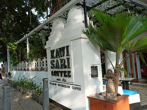 Kawisari Cafe & Eatery 1