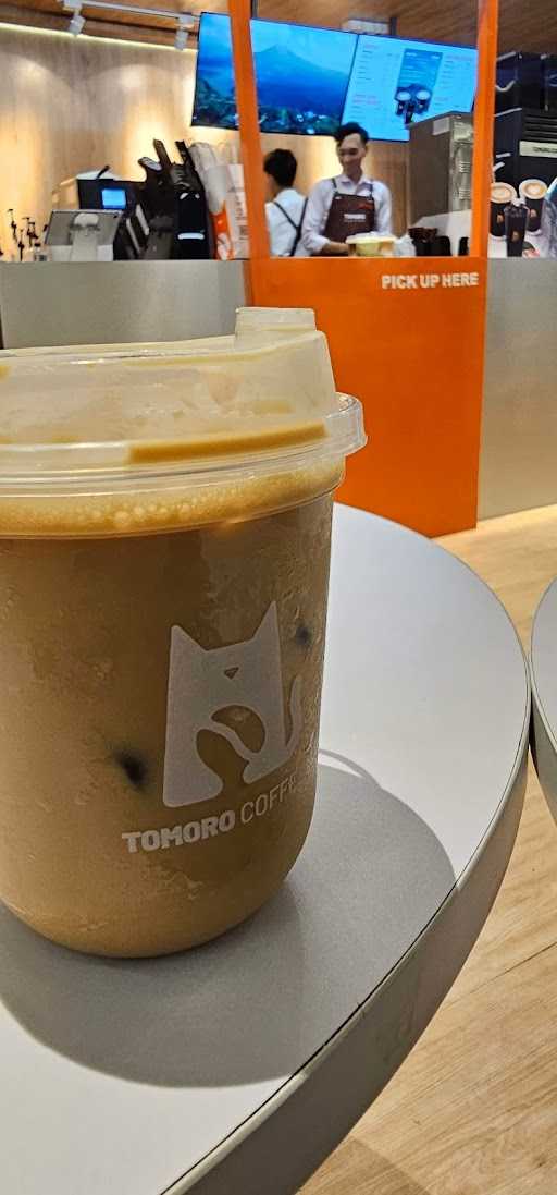 Tomoro Coffee - Halte Bundaran HI 6