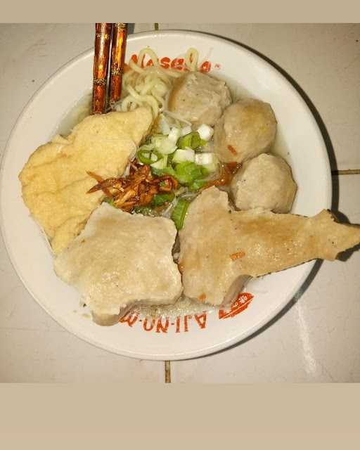 Bakso & Mie Ayam Monas 5