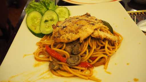 Gandy Steak House & Bakery - Menteng 6