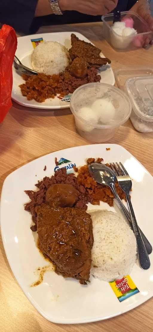 Gudeg Yu Djum, Sarinah 5