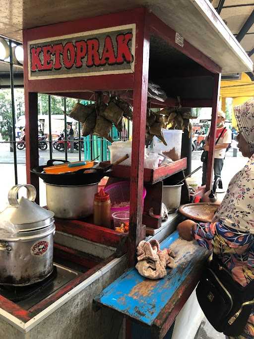 Ketoprak Telok Lemak 4