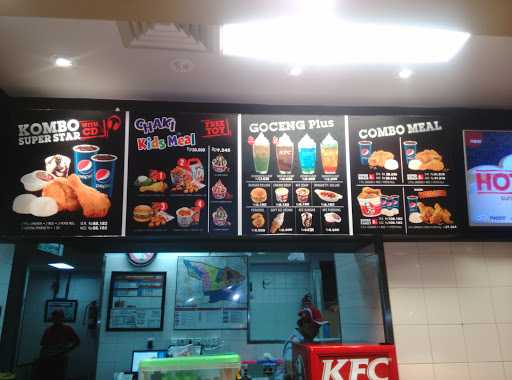 KFC - Pasaraya Manggarai 10