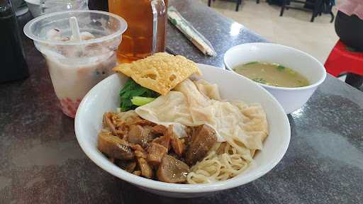 Mie Ayam Gondangdia 6