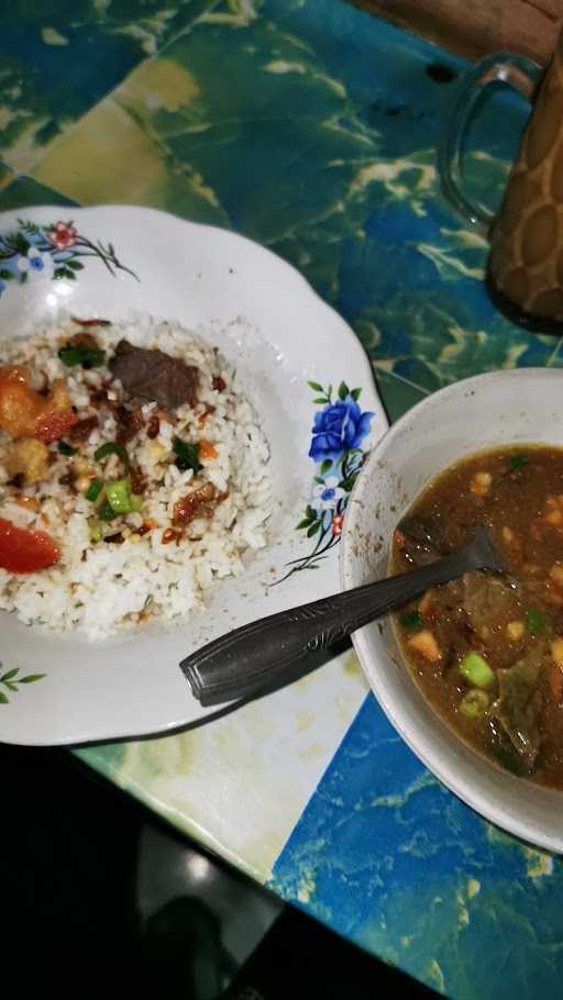 Nasi Uduk Soto & Pecel Penyet Bu Hj. Maolah 2