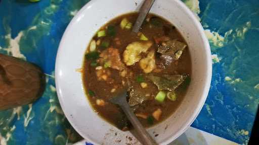 Nasi Uduk Soto & Pecel Penyet Bu Hj. Maolah 1