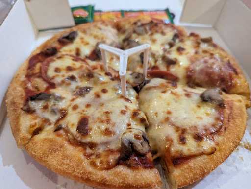 Papa Ron's Pizza - Kebon Sirih 10