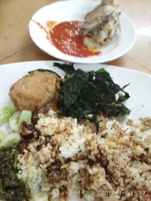 Rumah Makan Sederhana 1