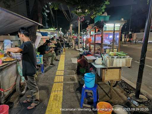 Sate Hm.Holil Dan Milkshake Buckspeed 7