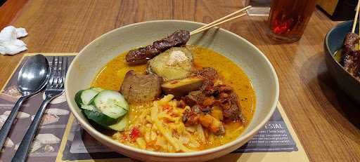 Sate & Seafood Senayan, Menteng 8