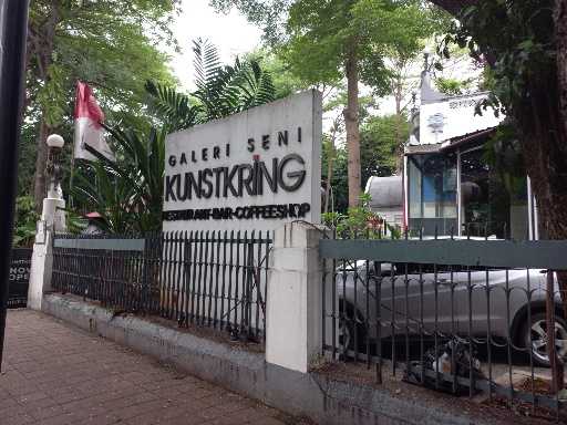 Tugu Kunstkring Paleis 1