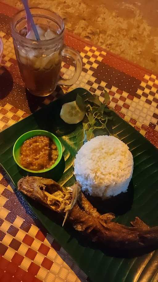 Pecel Lele Pak Yanto 3