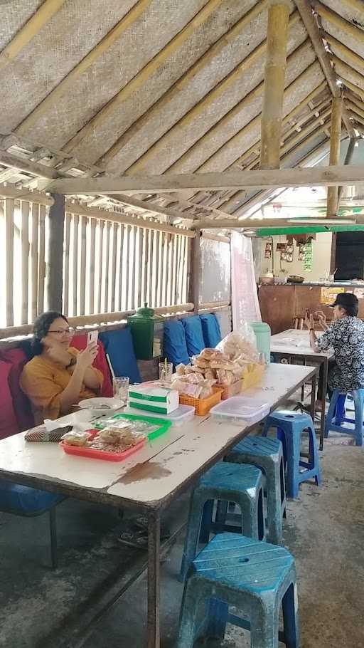 Warung Makan Bu Tini, Randubelang 6