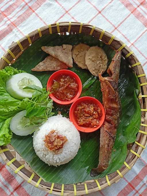 Pecel Lele Selera Special Nasi Uduk 10