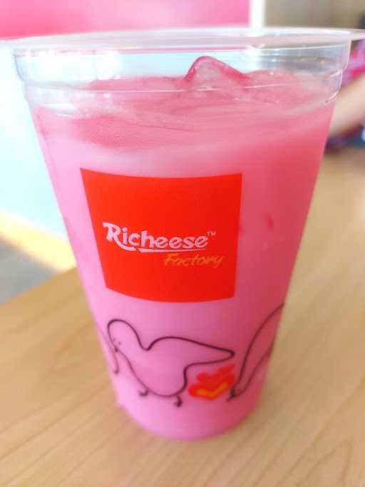 Richeese Factory Magelang 2