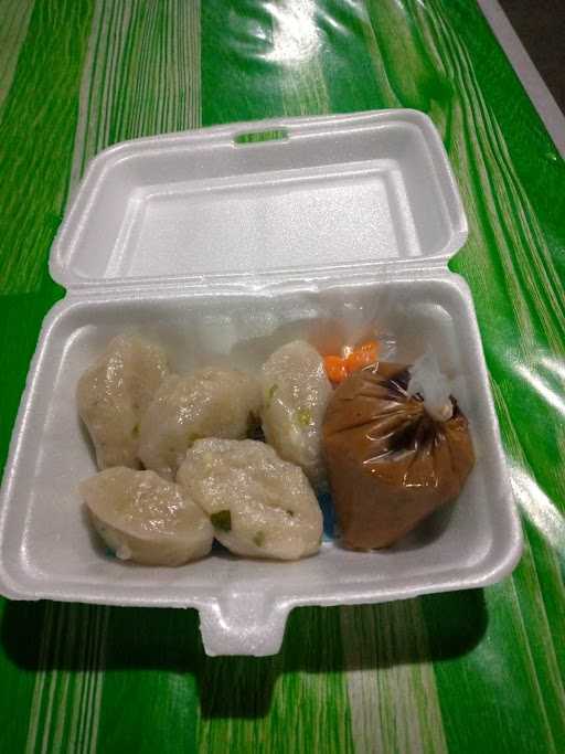 Warung Siomay Dan Pempek Riska Sari 6