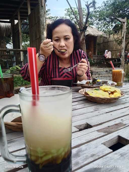 Angkringan Cendol Wolu 8