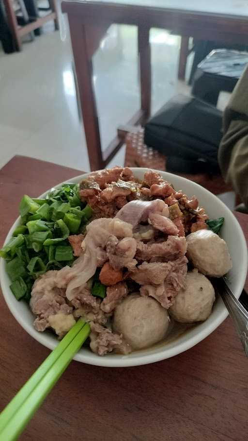 Bakso & Mie Ayam Sidodadi 6