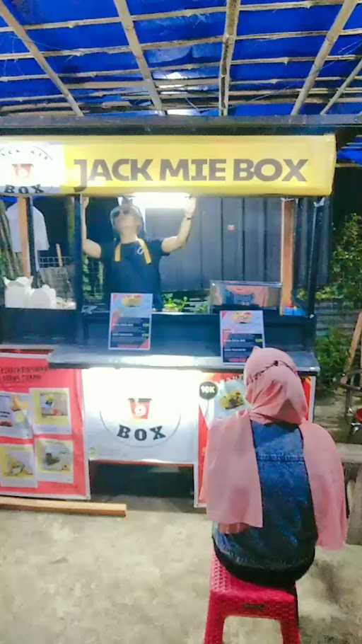 Jack Mie Box 10