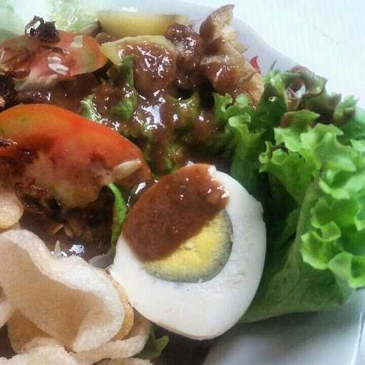 Kantin Bu To - Soto & Gado-Gado 6