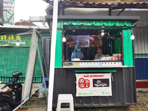 Kedai Cece Mimi Nyot Nyot Thai Tea Dan Chiclin On Bsb Semarang 10