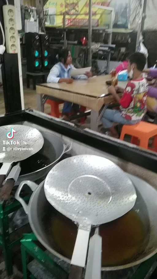 Warung Makan Pak'Ne Heksa 5