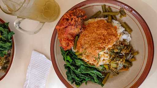 Rumah Makan ''Salero Minang'' Masakan Padang 1