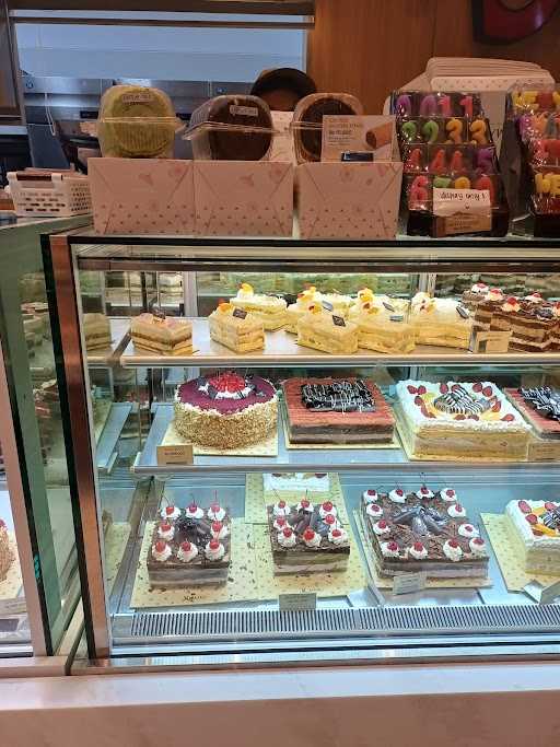 Mako Cake & Bakery - Jogja City Mall 4