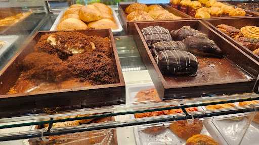 Mako Cake & Bakery - Jogja City Mall 1