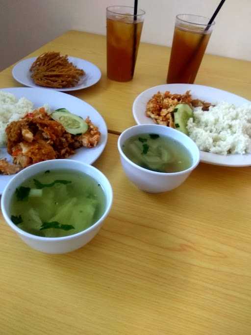 Ayam Geprek Hara Chicken 3